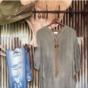 Meet your Posher, Olivia